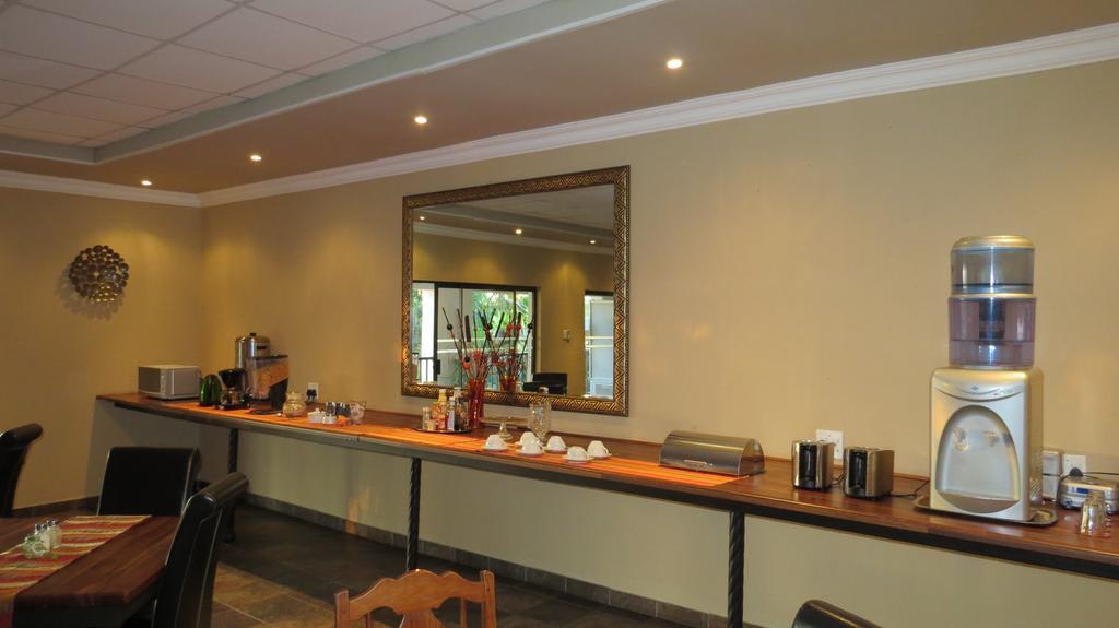 Pensao Guest Lodge Mbombela Zewnętrze zdjęcie