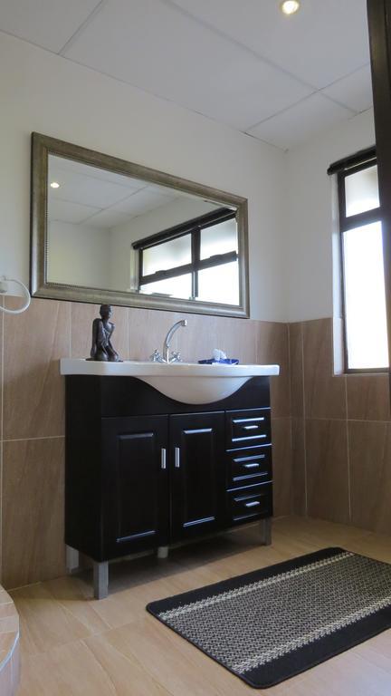 Pensao Guest Lodge Mbombela Zewnętrze zdjęcie