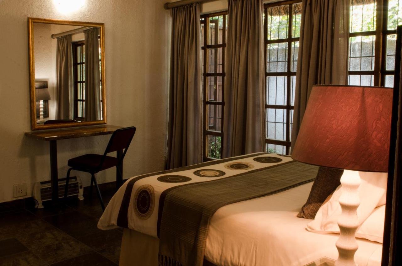 Pensao Guest Lodge Mbombela Zewnętrze zdjęcie